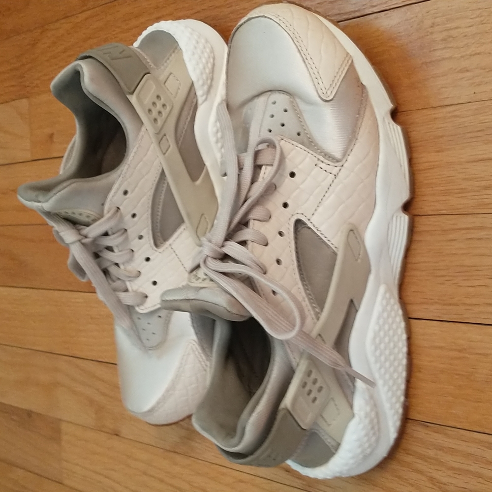Nike Air Huarache